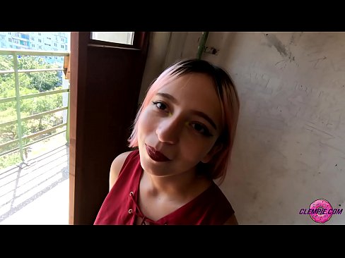 ❤️ Sensual student thith një të huaj në pjesën e jashtme - sperma në fytyrën e tij ❤️ Porno ruse në pornografi sq.novoporn.ru ️❤
